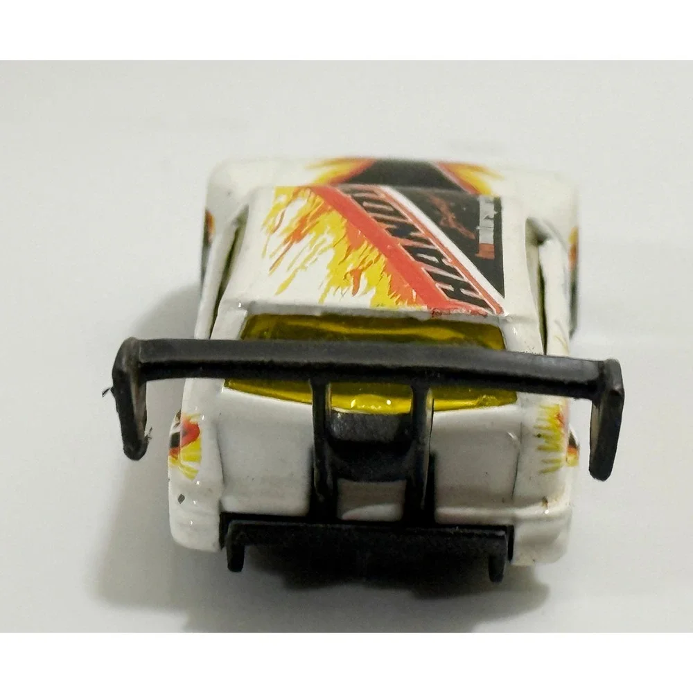 Hot Wheels Ford Focus 1:64 White Handy HW Motorsports Flame Graphics Spoiler